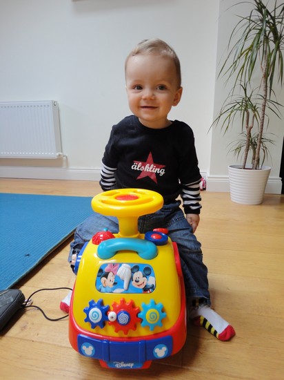 Nya favoritleksaken - present från farmors besök