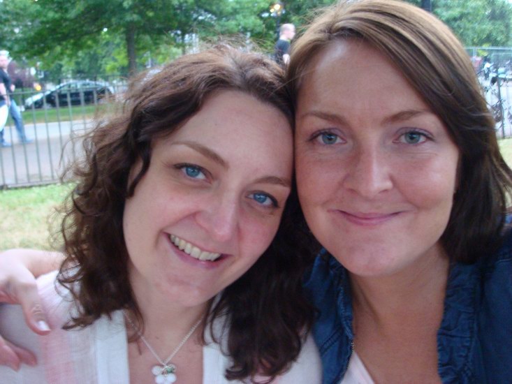 Otippat bra kort på Ulrika och Maria, antagligen det enda...