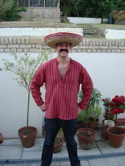 Temat var hawaii / vad-som-helst-exotiskt som gick att få tag på en seneftermiddag i Norwich.