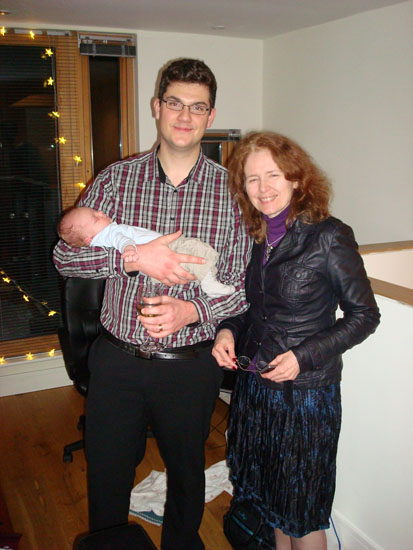 Oscar, pappa och farmor Karin