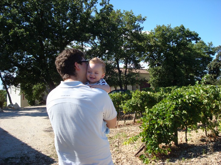 Henriks present var en del i vingården Montirius där han också fick en tour och vinprovning