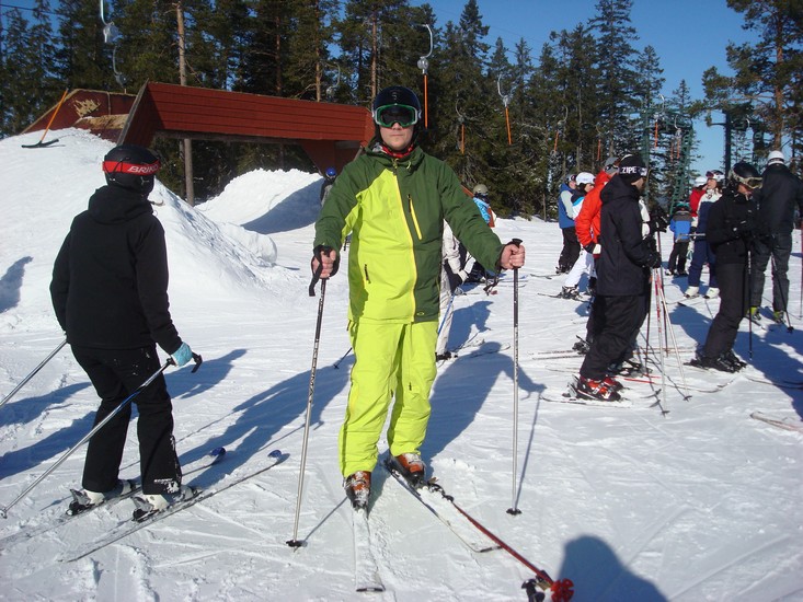 I början av året gjorde Henrik och Karin en skidresa till Romme. OBS Oakley-outfiten.