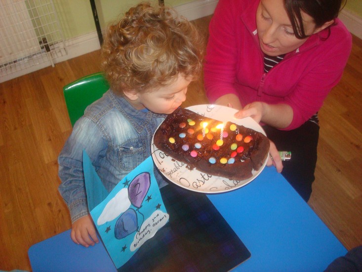 Oscar fyllde två år den 1/12 och på dagis var det kalas!